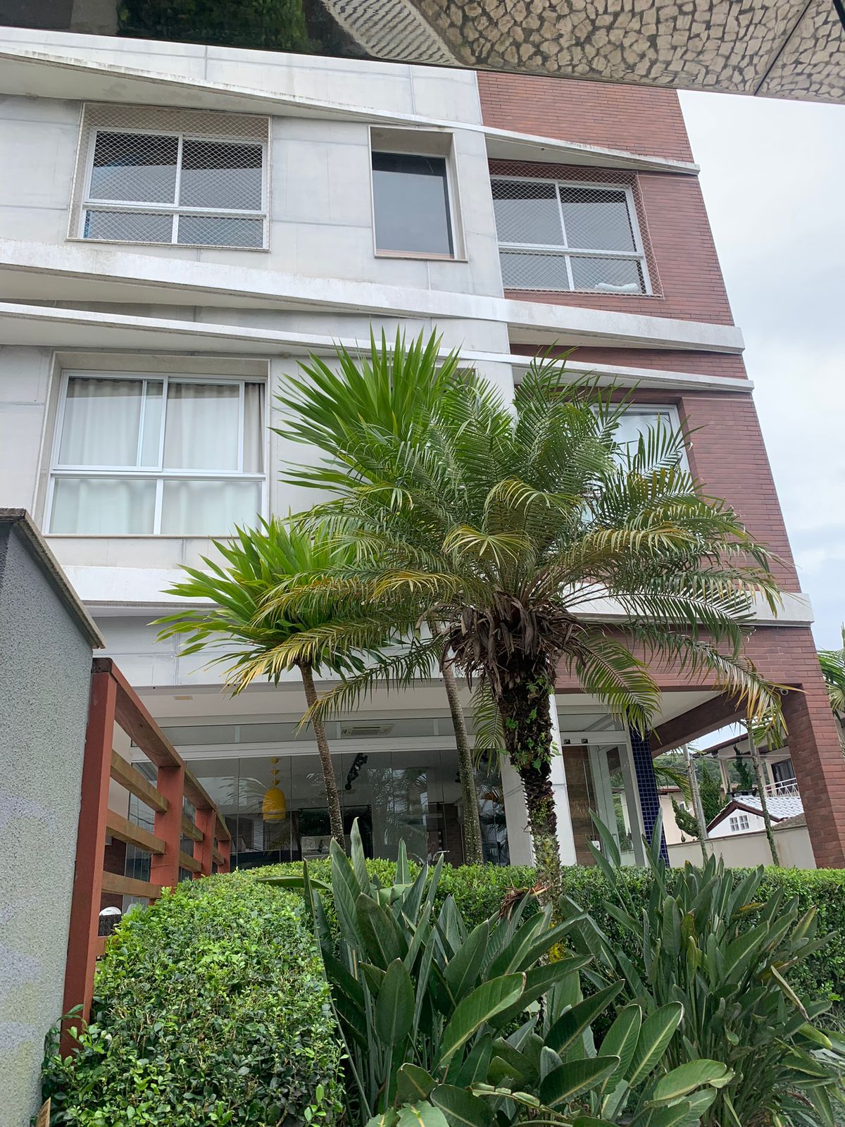 Apartamento 2 dormitórios sendo 1 suíte – Jurerê Tradicional