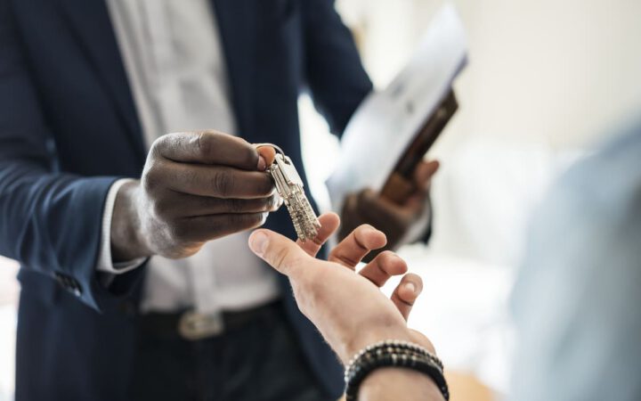 Como gerenciar o processo de venda do imóvel?