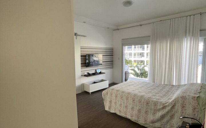 Casa de 3 dts em Coqueiros – — foto 20