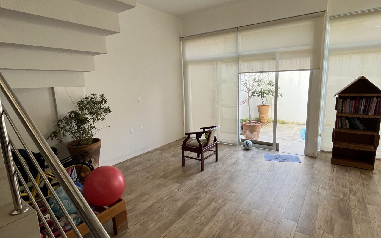 Casa de 3 dts em Coqueiros – — foto 6
