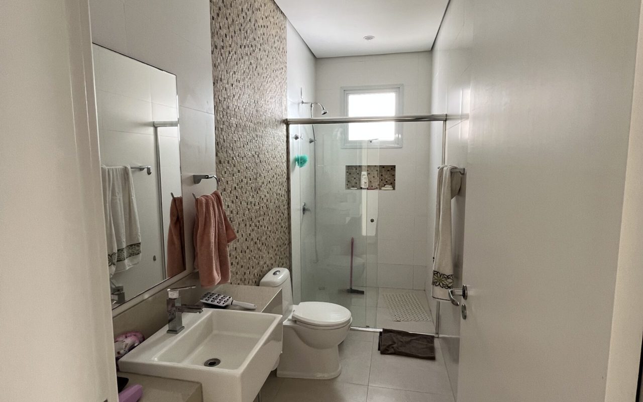 Casa de 3 dts em Coqueiros – — foto 4