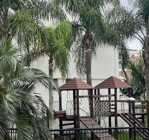 2 suítes em Coqueiros – prédio frente mar — foto 20