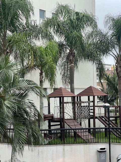 2 suítes em Coqueiros – prédio frente mar — foto 20
