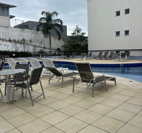 2 suítes em Coqueiros – prédio frente mar — foto 21