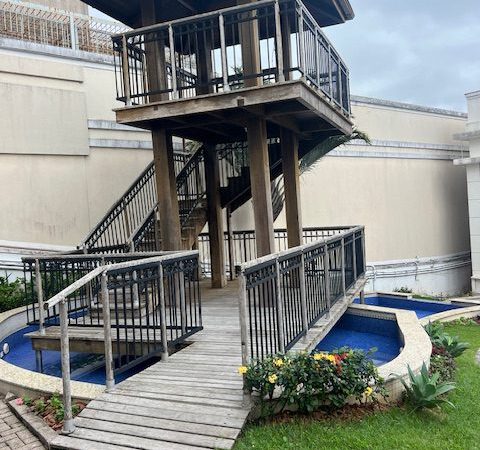 2 suítes em Coqueiros – prédio frente mar — foto 28