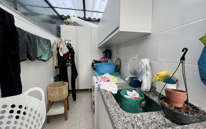 3 dormitórios em Coqueiros, condomínio frente mar — foto 25