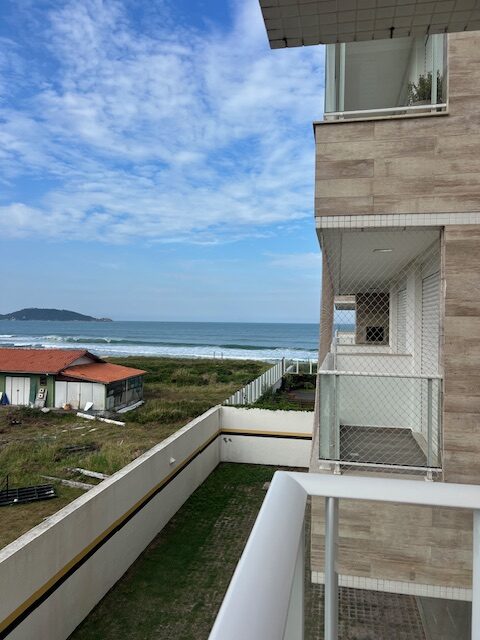 Morro das Pedras, 2 dts, pé na areia — foto 3